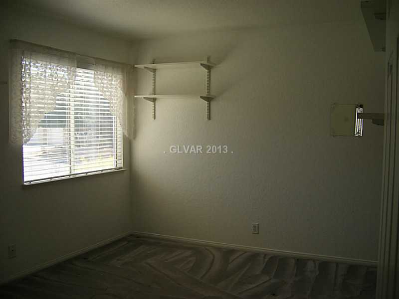 550 Heswall Court Henderson, NV 89014 - Photo 23 of 35 Bedroom.