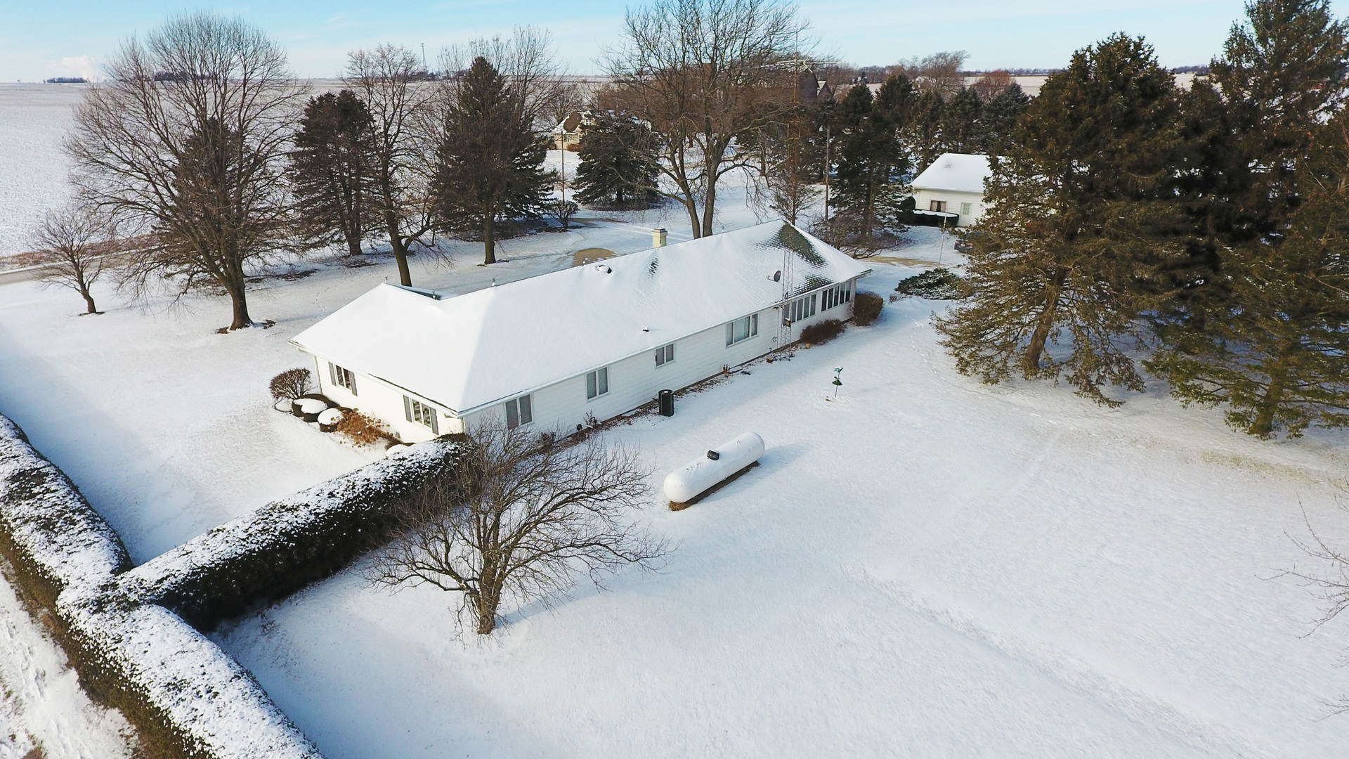 24960 Schafer Road Clare, IL 60111 - Photo 6 of 31