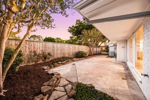 $550,000 | 3102 Rockmoor Court, Sugar Land, TX 77478