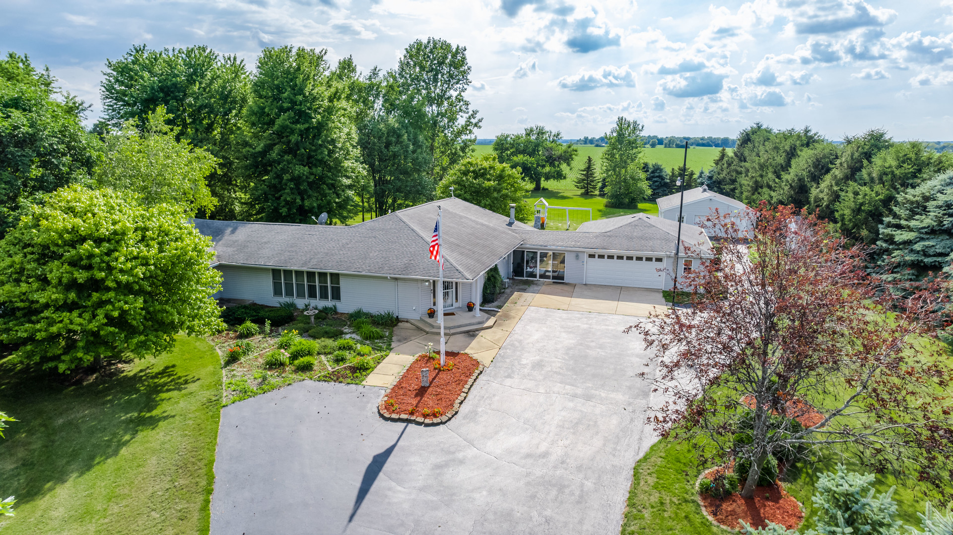 4770 Stone Quarry Road Belvidere, IL 61008 - Photo 1 of 54