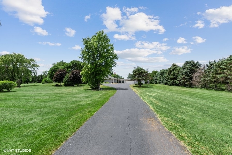 4770 Stone Quarry Road Belvidere, IL 61008 - Photo 10 of 54