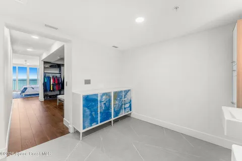 $1,225,000 | 2075 A1A Jimmy Buffett Mem Highway, Unit 2302B, Indian Harbour Beach, FL 32937