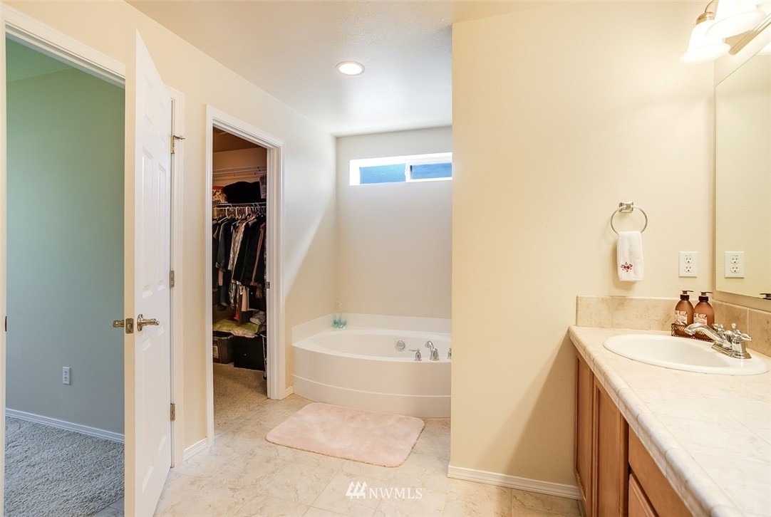 2715 232nd Street Southeast, Unit 52 Bothell, WA 98021 - Photo 17 of 25