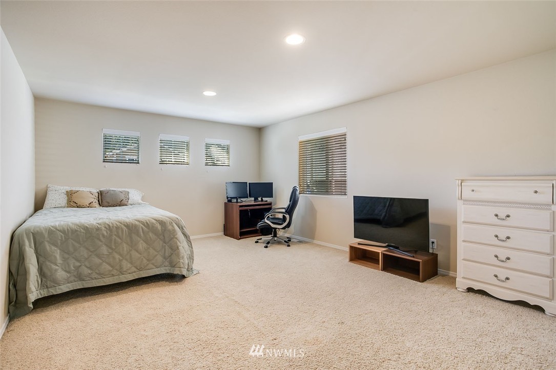 2715 232nd Street Southeast, Unit 52 Bothell, WA 98021 - Photo 18 of 25