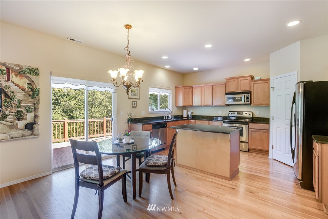2715 232nd Street Southeast, Unit 52 Bothell, WA 98021 - Photo 3 of 25