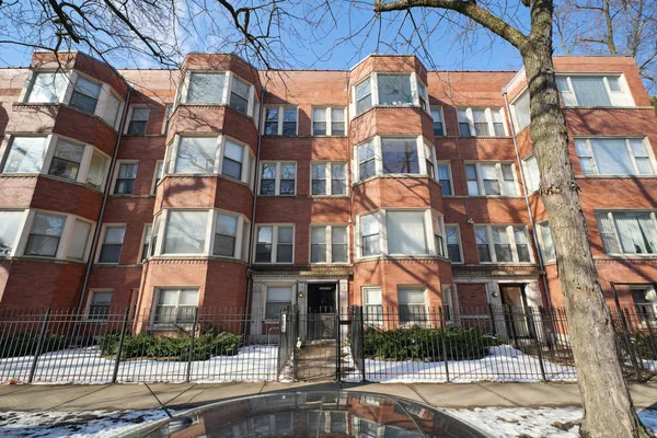 $184,000 | 6206 South Evans Avenue, Unit 1, Chicago, IL 60637