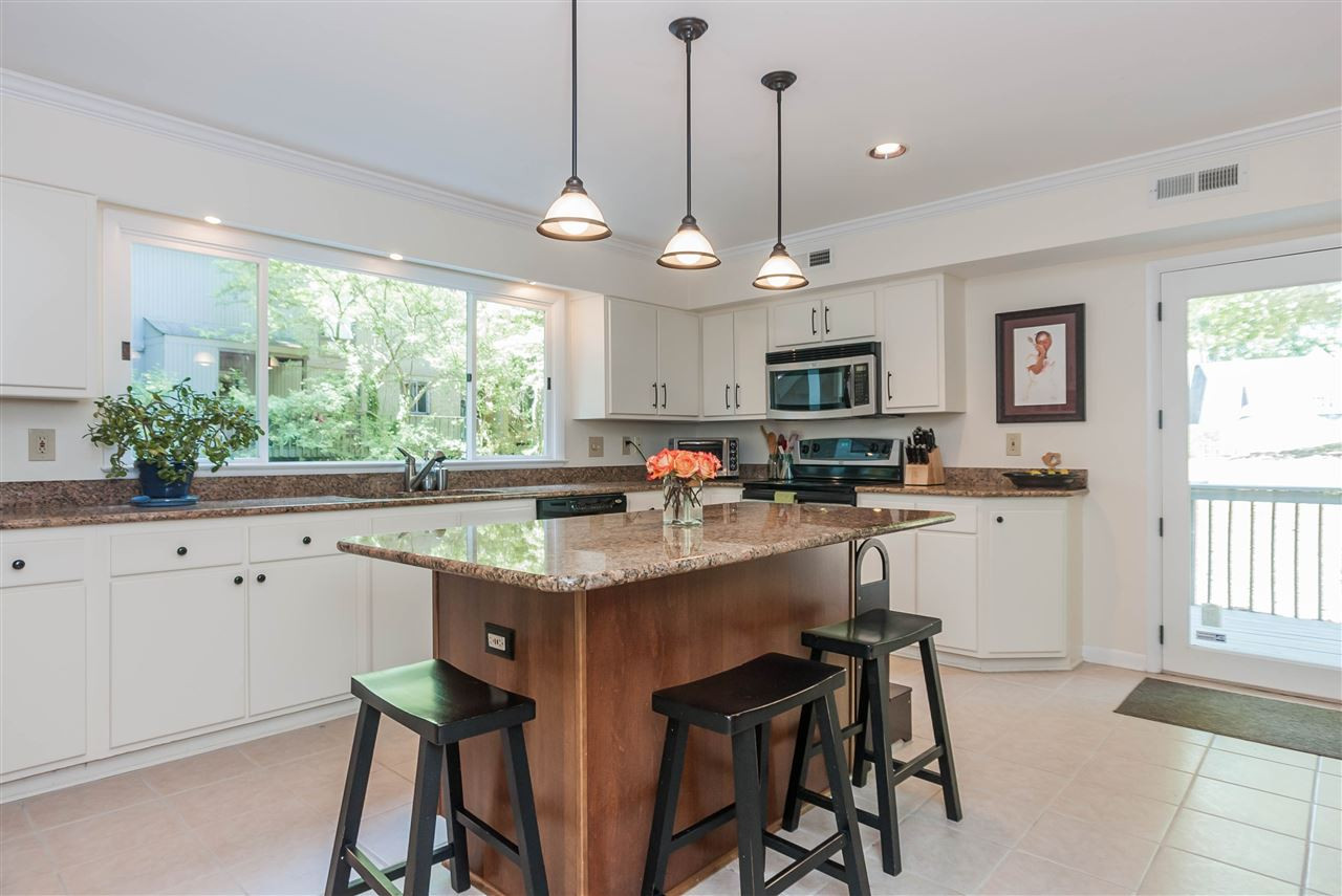 2908 Debra Drive Raleigh, NC 27607 - Photo 7 of 22 Kitchen