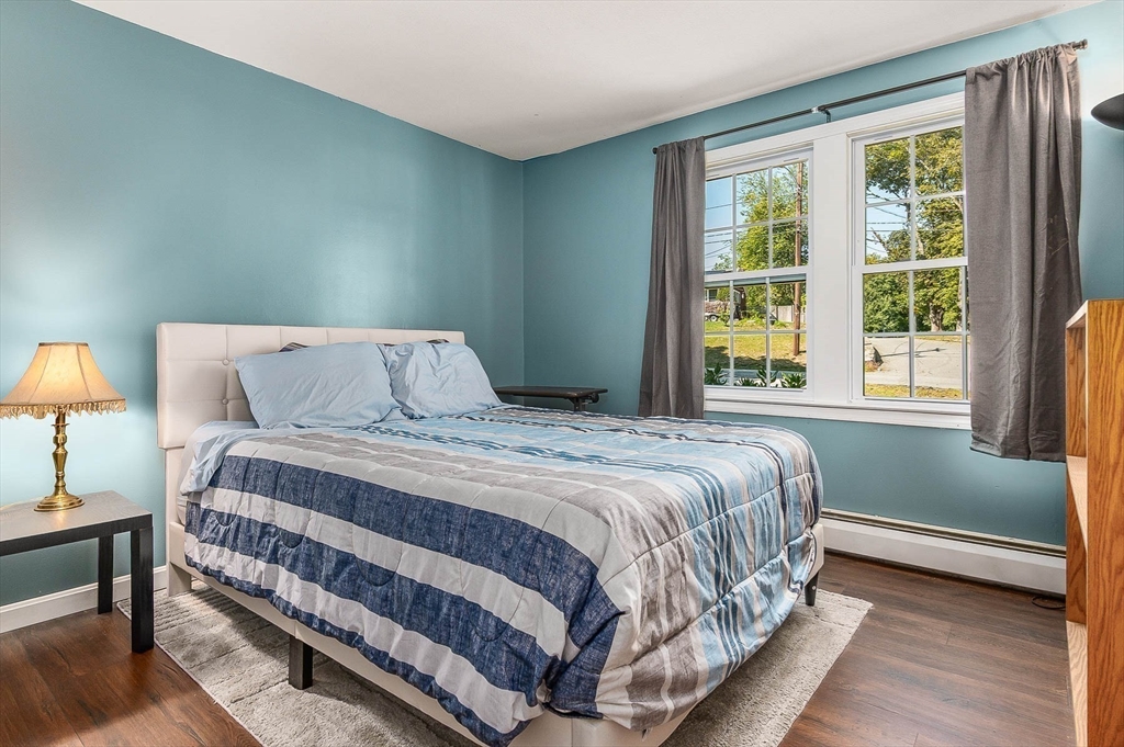 8 Old County Road Amesbury, MA 01913 - Photo 12 of 23