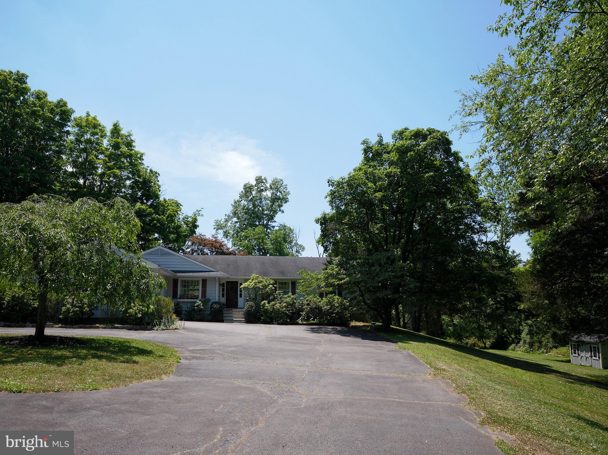 56 Mosher Road Princeton, NJ 08540 - Photo 3 of 40