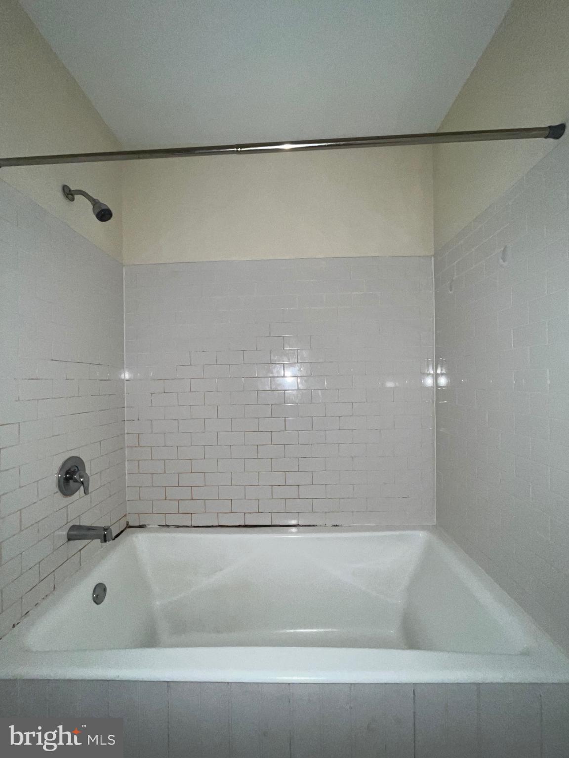 1208 North 4th Street, Unit 1 Philadelphia, PA 19122 - Photo 9 of 10 a bathroom with a shower and a bathtub