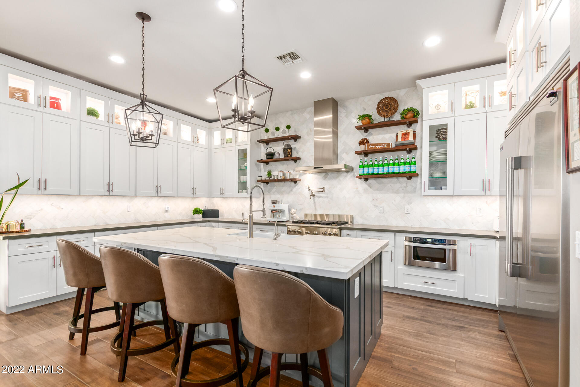 3296 East Vallejo Court Gilbert, AZ 85298 - Photo 47 of 122 Kitchen
