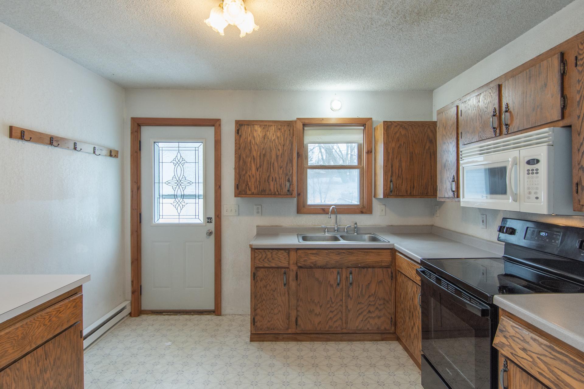 524 Superior Avenue Crosby, MN 56441 - Photo 6 of 37