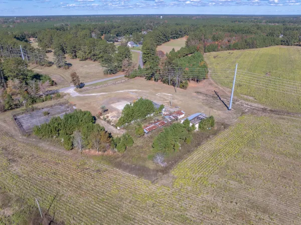 $274,800 | 218 Clubhouse Circle, St. George, SC 29477