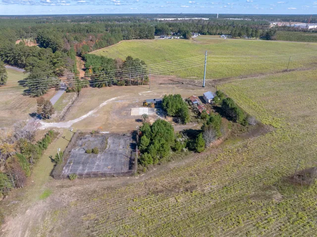 $274,800 | 218 Clubhouse Circle, St. George, SC 29477