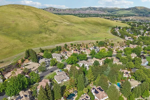 $849,000 | 2129 Fieldcrest Avenue, Fairfield, CA 94534
