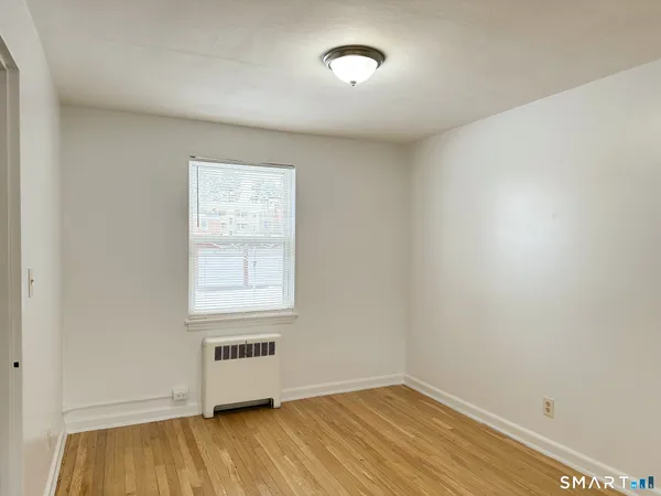 $2,095 | 52 Arnold Way, Unit 52, West Hartford, CT 06119