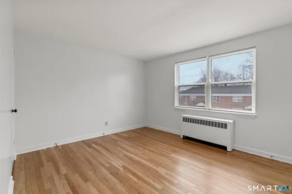 $2,095 | 52 Arnold Way, Unit 52, West Hartford, CT 06119