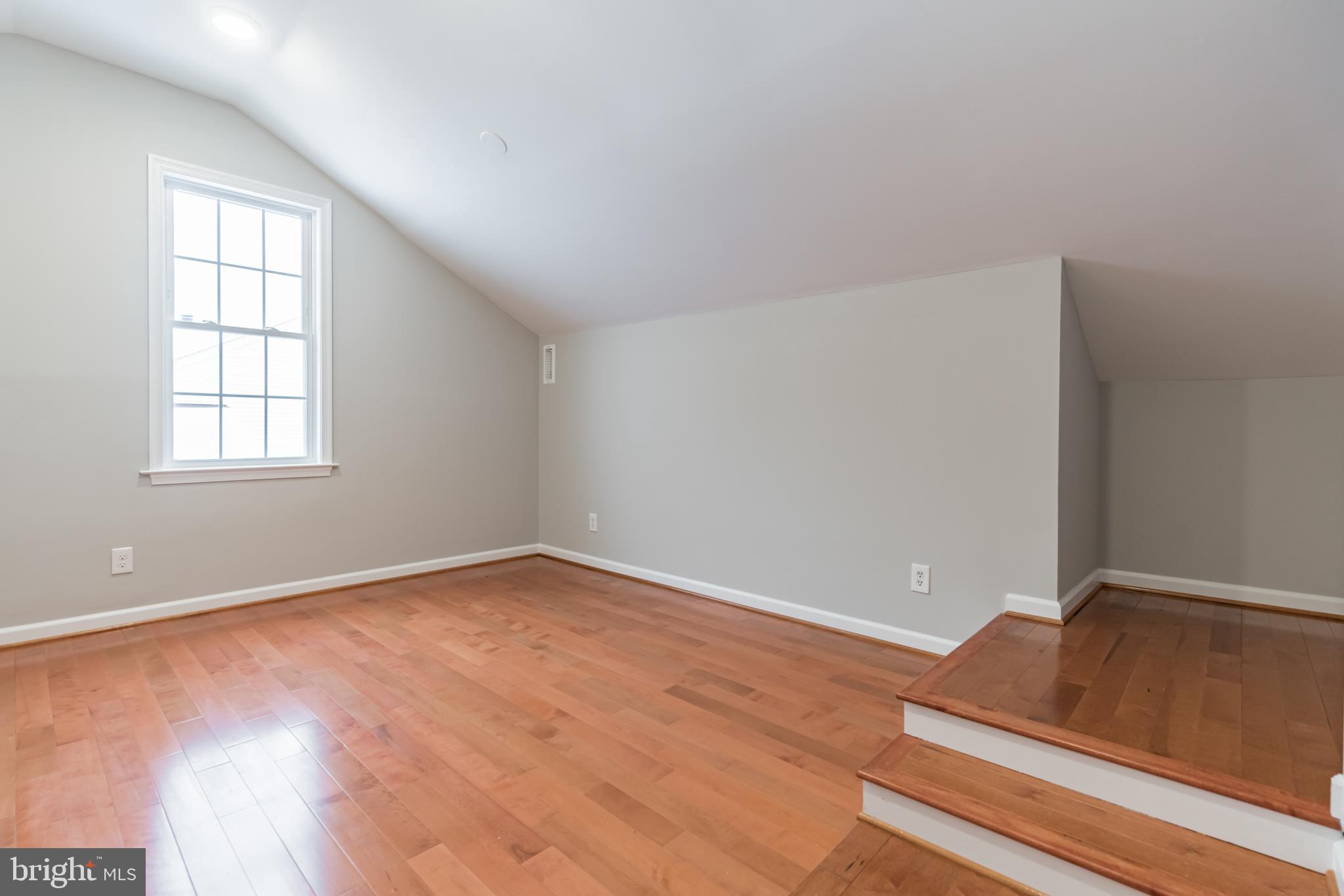 6729 Anders Terrace Springfield, VA 22151 - Photo 23 of 30 Gallery Image 23
