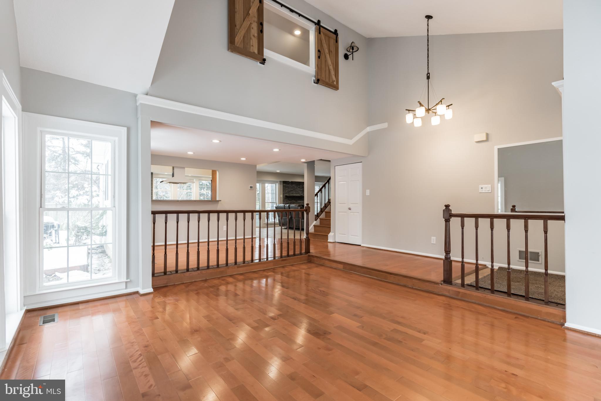 6729 Anders Terrace Springfield, VA 22151 - Photo 4 of 30 Gallery Image 4