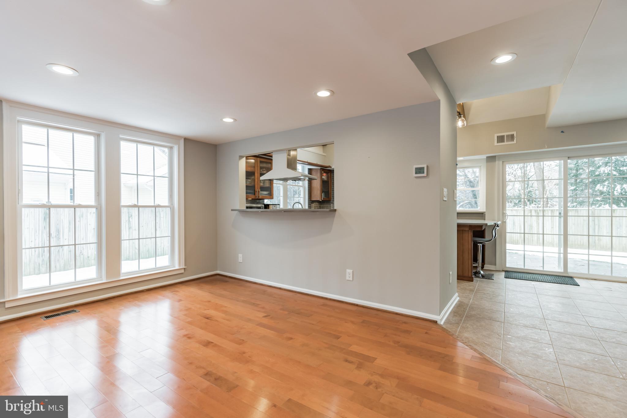 6729 Anders Terrace Springfield, VA 22151 - Photo 9 of 30 Gallery Image 9