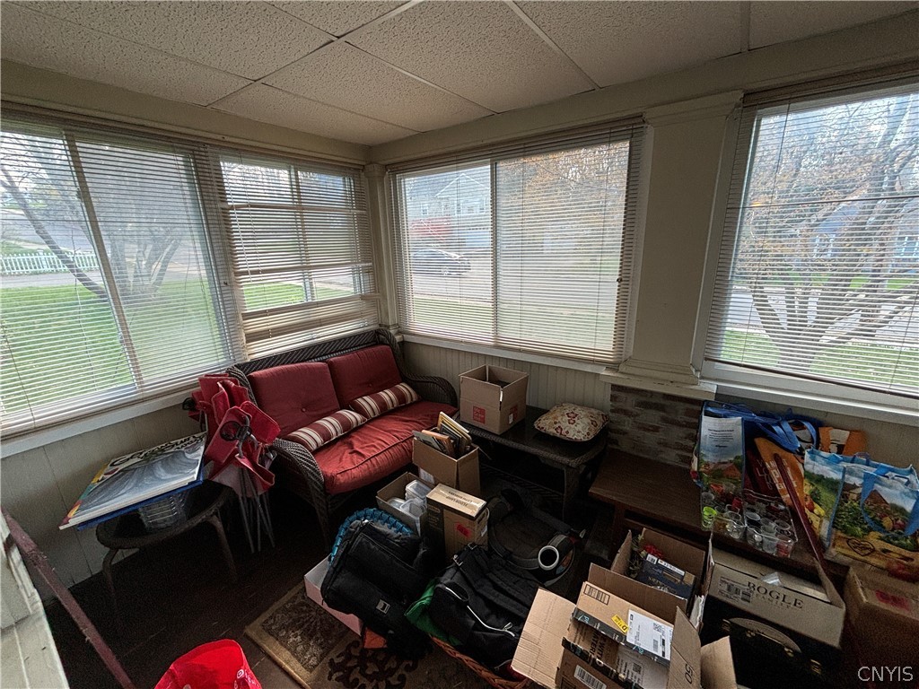 705 Velasko Road Syracuse, NY 13207 - Photo 32 of 40