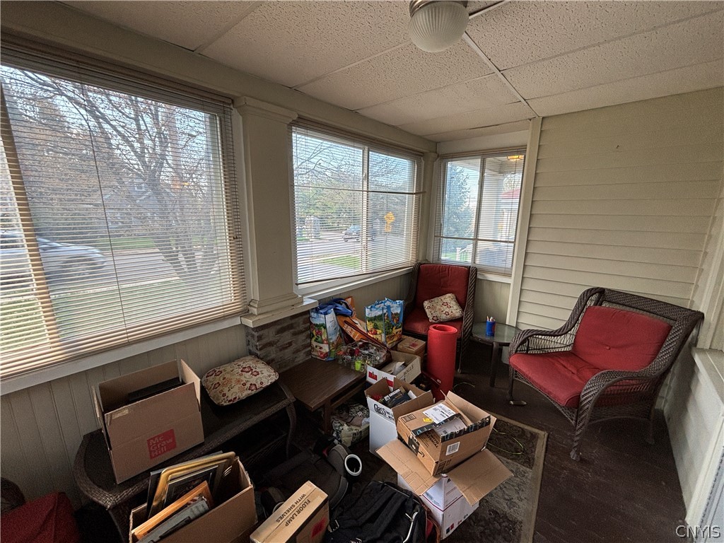 705 Velasko Road Syracuse, NY 13207 - Photo 33 of 40