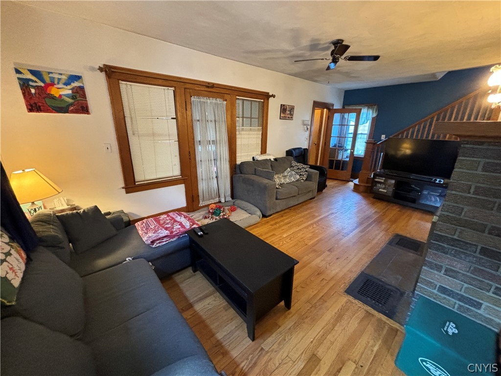 705 Velasko Road Syracuse, NY 13207 - Photo 10 of 40