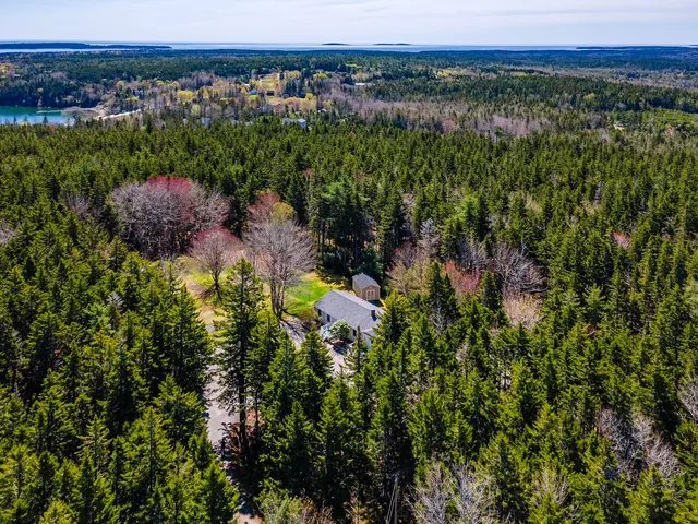 $2,500,000 | 109 Freeman Ridge Road, Southwest Harbor, ME 04679