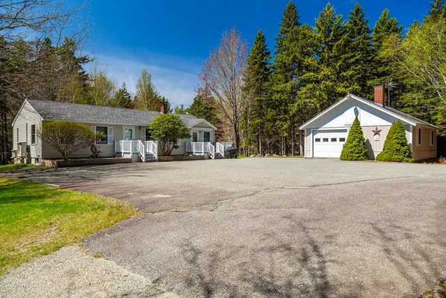 $2,500,000 | 109 Freeman Ridge Road, Southwest Harbor, ME 04679