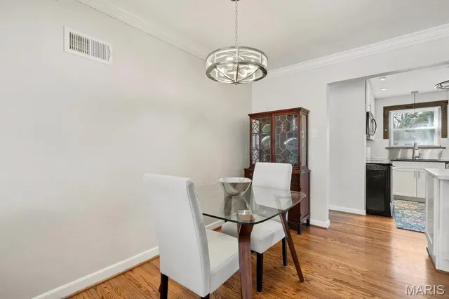 $349,900 | 1433 Lanvale Drive, St. Louis, MO 63119