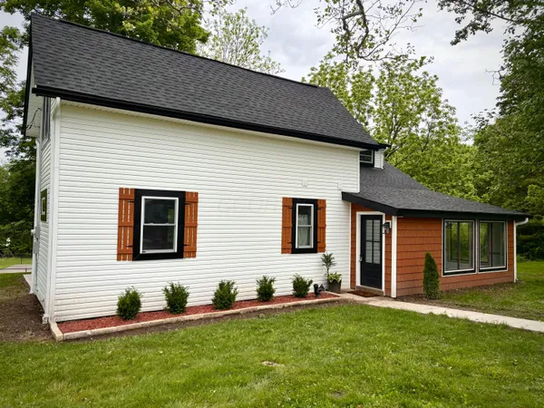$395,000 | 722 Belleview Court, Delaware, OH 43015