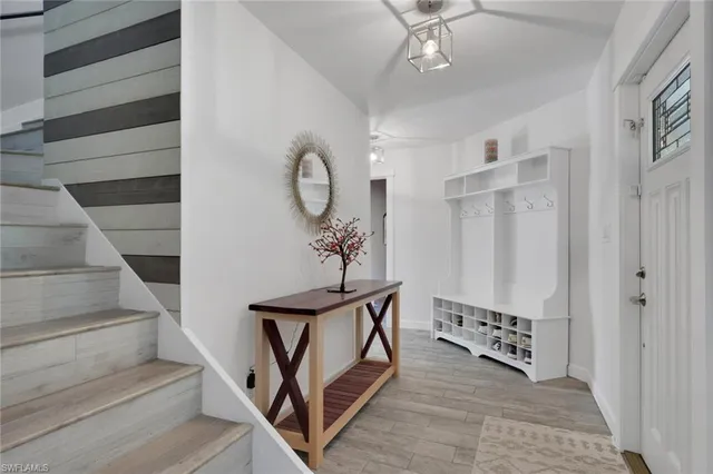 $1,425,000 | 5092 Boxwood Way, Naples, FL 34116