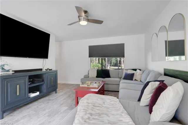 $1,425,000 | 5092 Boxwood Way, Naples, FL 34116