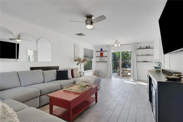 $1,459,000 | 5092 Boxwood Way, Naples, FL 34116