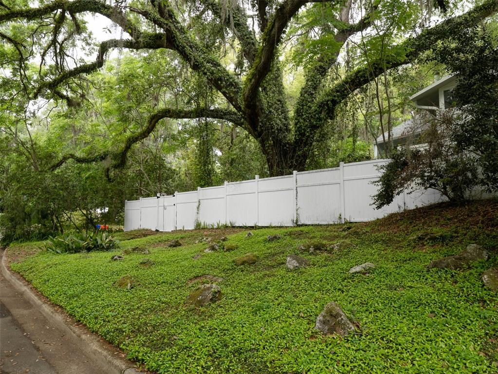 222 Southwest 27th Street Gainesville, FL 32607 - Photo 43 of 51 Gallery Image 43