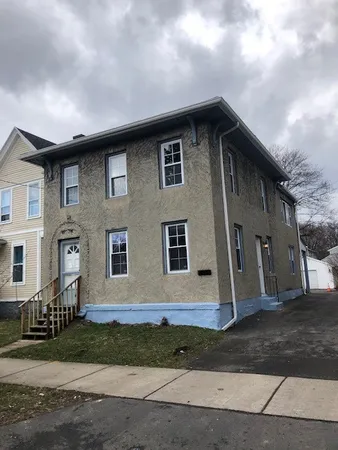$2,395 | 106 Gregory Street, Rochester, NY 14620