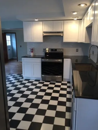 $2,395 | 106 Gregory Street, Rochester, NY 14620