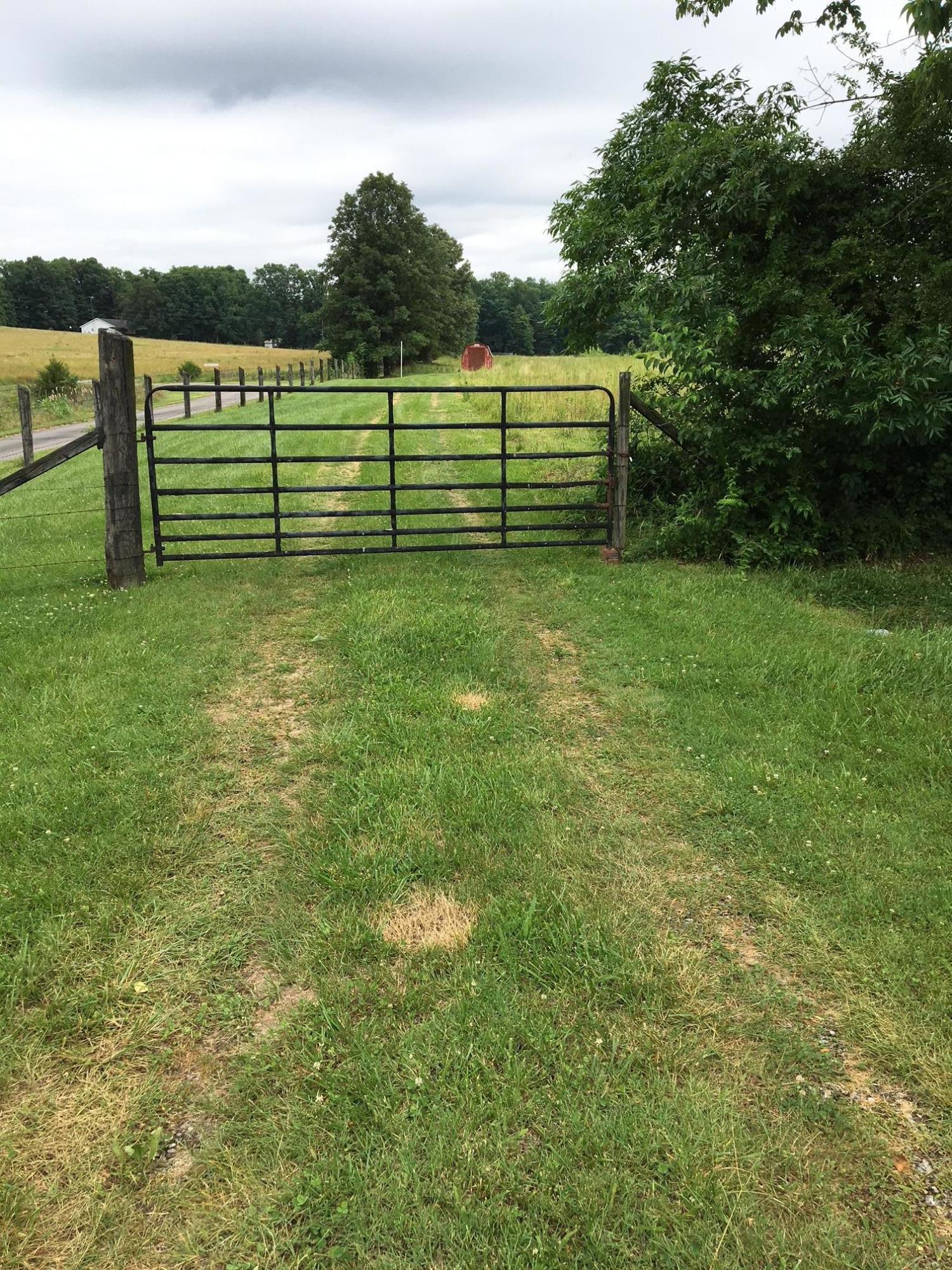 57 East Todd Road Science Hill, KY 42553 - Photo 2 of 9 IMG_1475