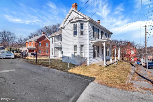 $2,100 | 4300 Main Street, Rohrersville, MD 21779