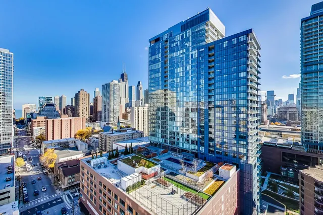 $3,200 | 230 West Division Street, Unit 1307, Chicago, IL 60610