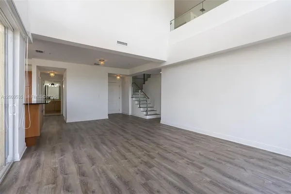 $4,800 | 2400 Southwest 27th Avenue, Unit PH4, Miami, FL 33145