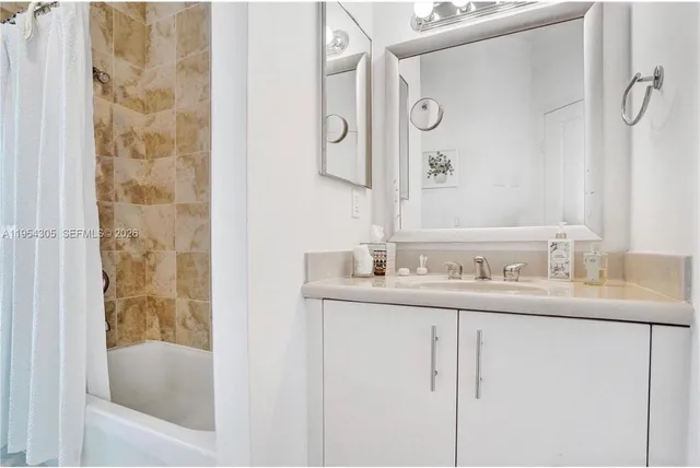 $4,500 | 7900 Harbor Island Drive, Unit PH2, North Bay Village, FL 33141