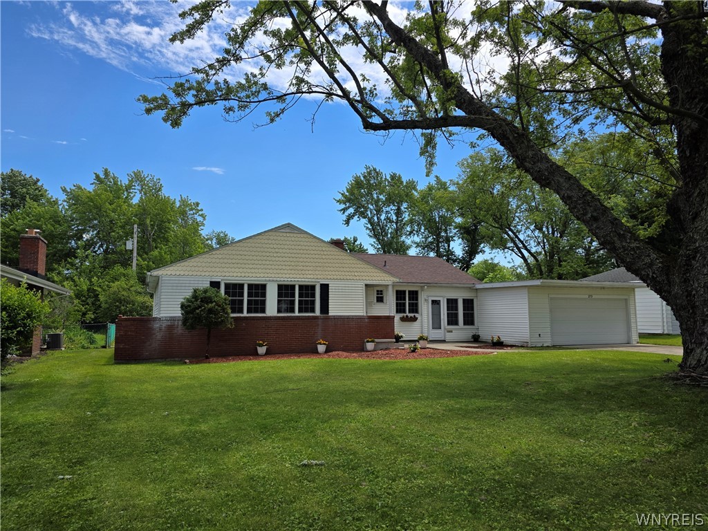 279 Getzville Road Amherst, NY 14226 - Photo 4 of 44