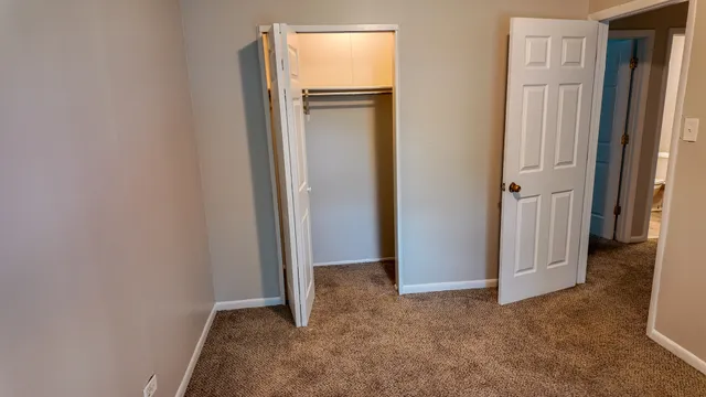 $168,000 | 4700 Salem Court, Richton Park, IL 60471