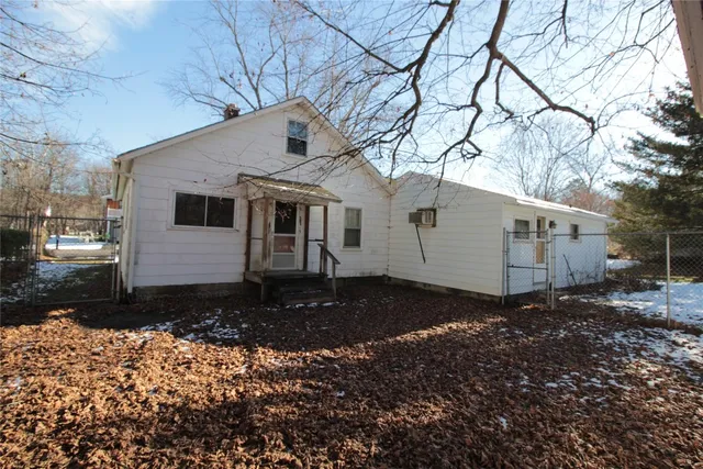 $170,000 | 312 Midland Road, Vestal, NY 13850