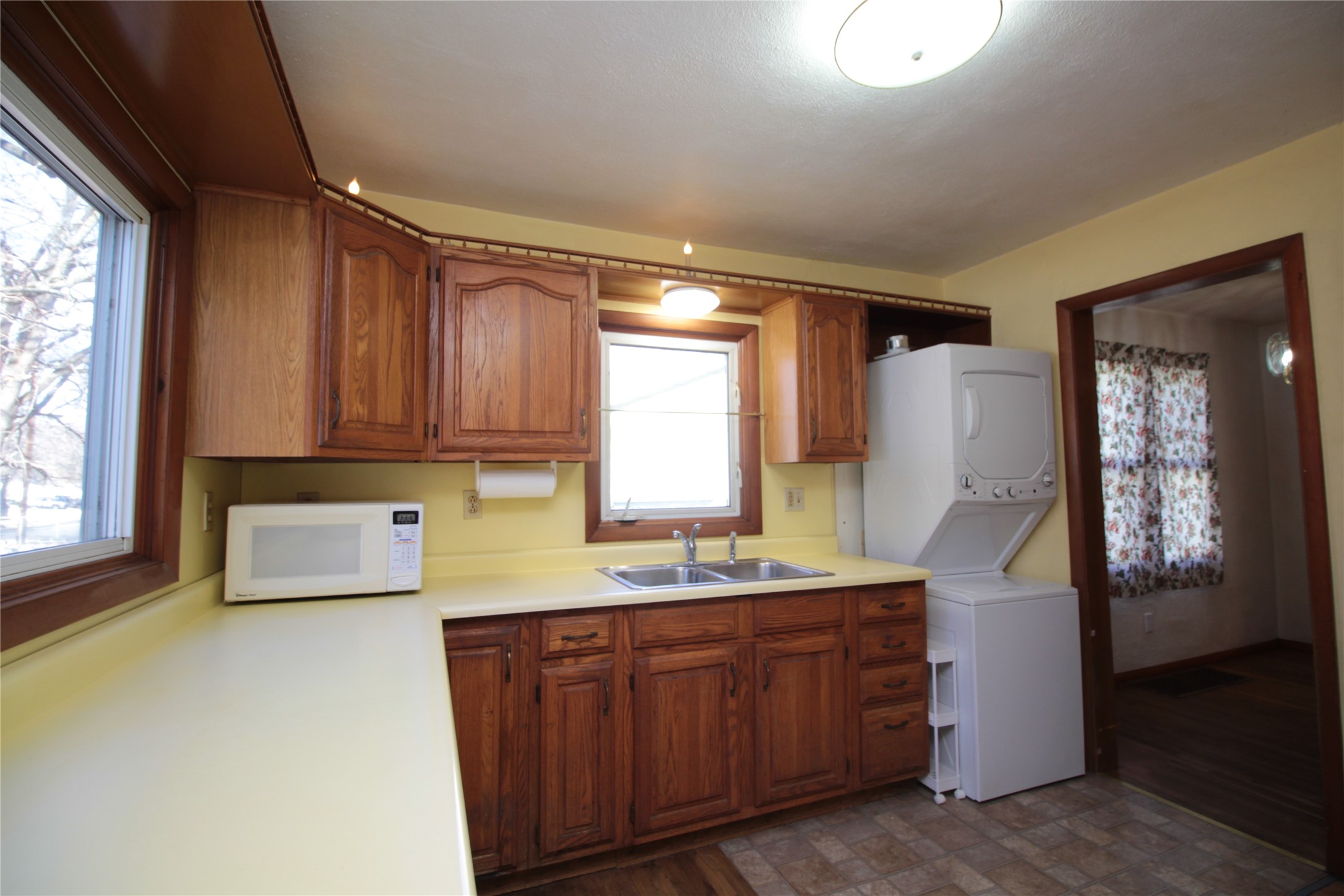 312 Midland Road Vestal, NY 13850 - Photo 7 of 50