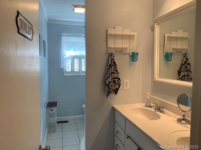 840 Spooky Hollow Road Marion, NC 28752 - Photo 17 of 31 Gallery Image 17