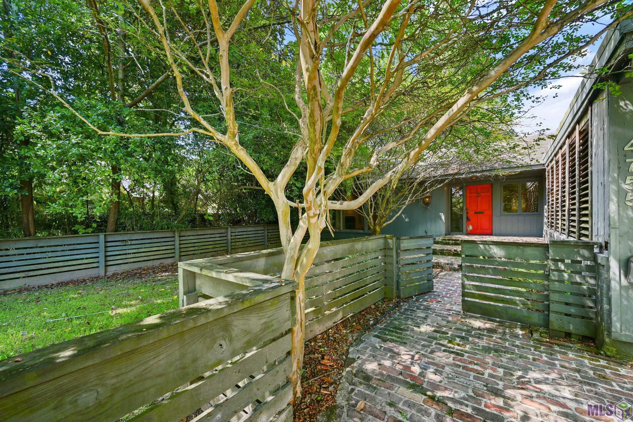 4755 Hyacinth Avenue Baton Rouge, LA 70808 - Photo 2 of 10 Gallery Image 2