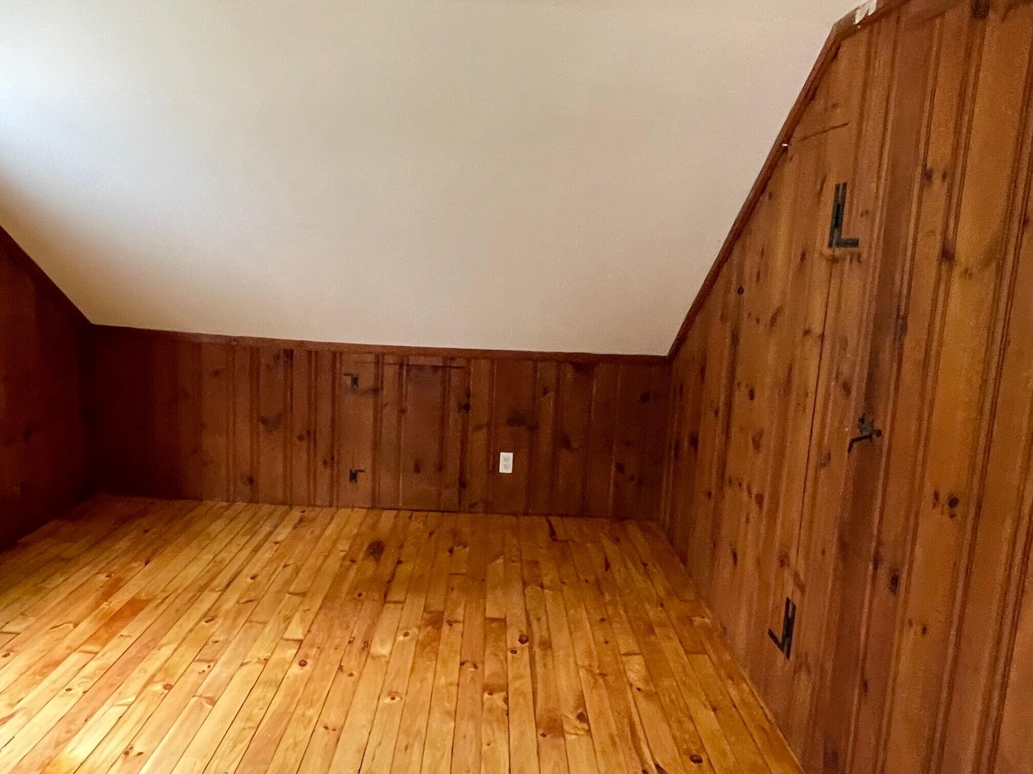 77 Middle Road Falmouth, ME 04105 - Photo 20 of 22 19