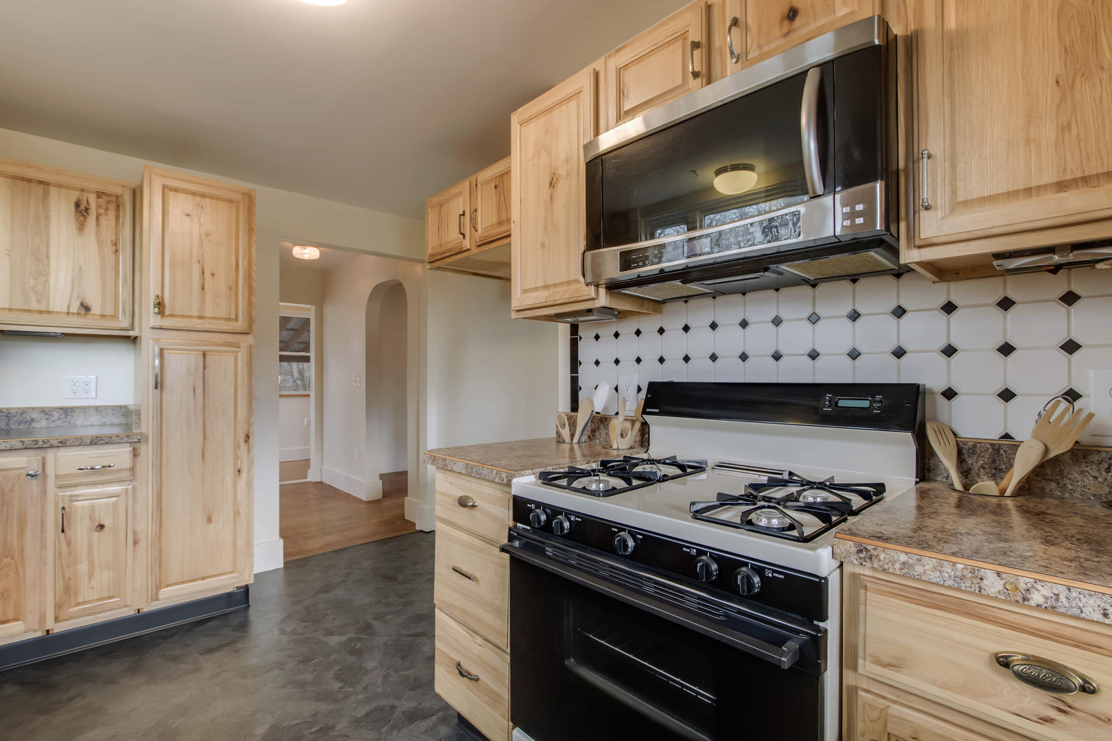 17837 Highway 58 Decatur, TN 37322 - Photo 10 of 35 10_StateHighway_58N_17837_Kitchen04